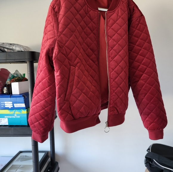 Jewel red jqcket - Picture 1 of 3